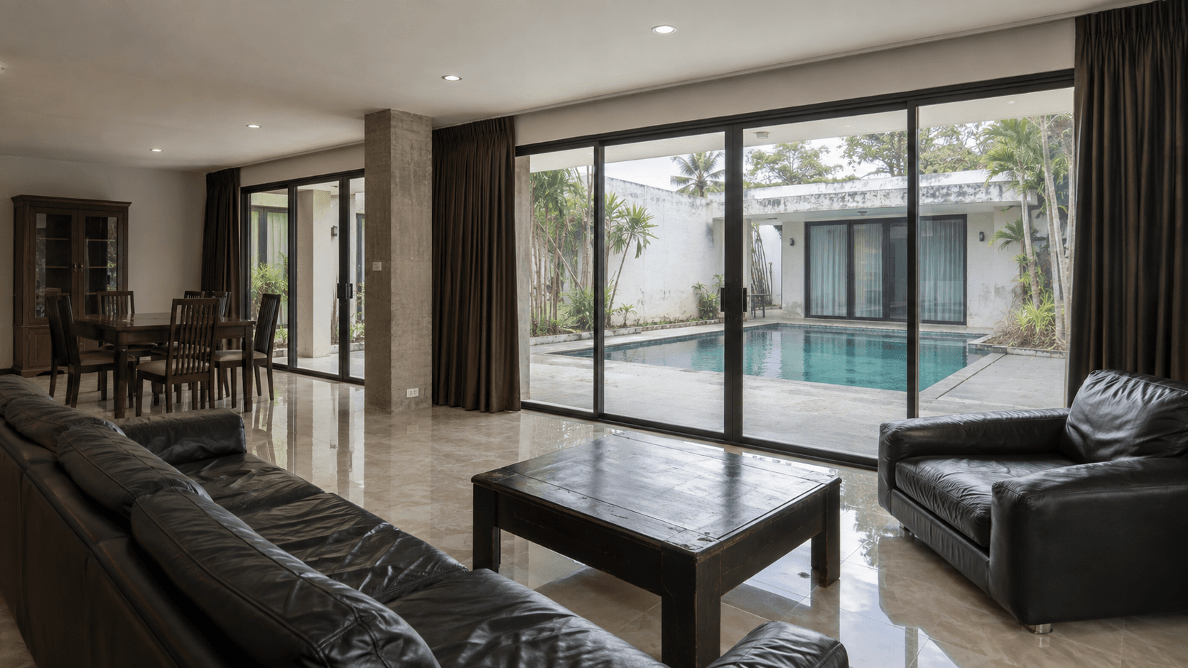 Bang Na Pool Villa before the renovation