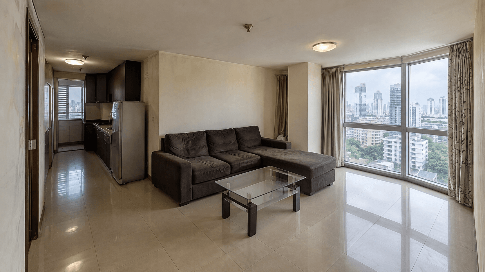 Phrom Phong Condo before the renovation